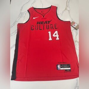 NBA Nike Mens Tyler Herro jersey L